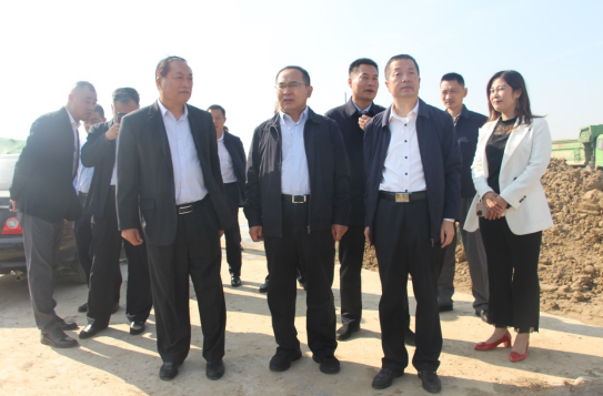 蘭山區(qū)委副書記、區(qū)長沈如茂一行到臨沂商貿(mào)服務(wù)型國家物流樞紐山東順和國際智慧物流園項(xiàng)目現(xiàn)場視察工作