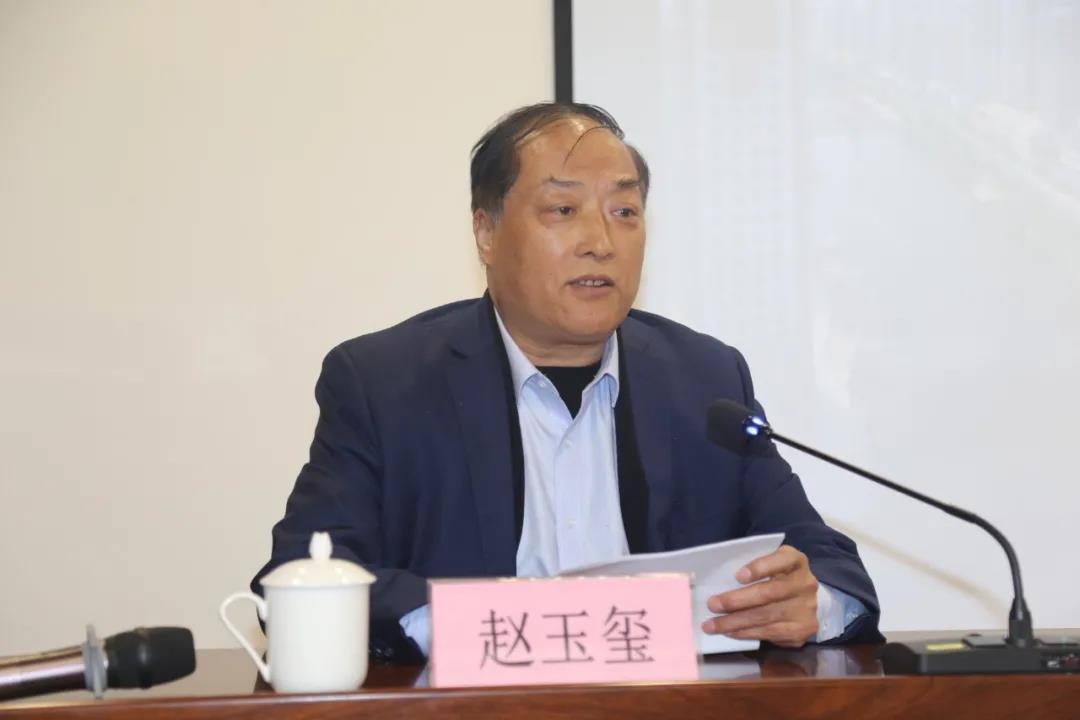 臨沂商城管委會(huì)開(kāi)展“智享商城”第三期 --《商通五洲 物流天下》專題講座