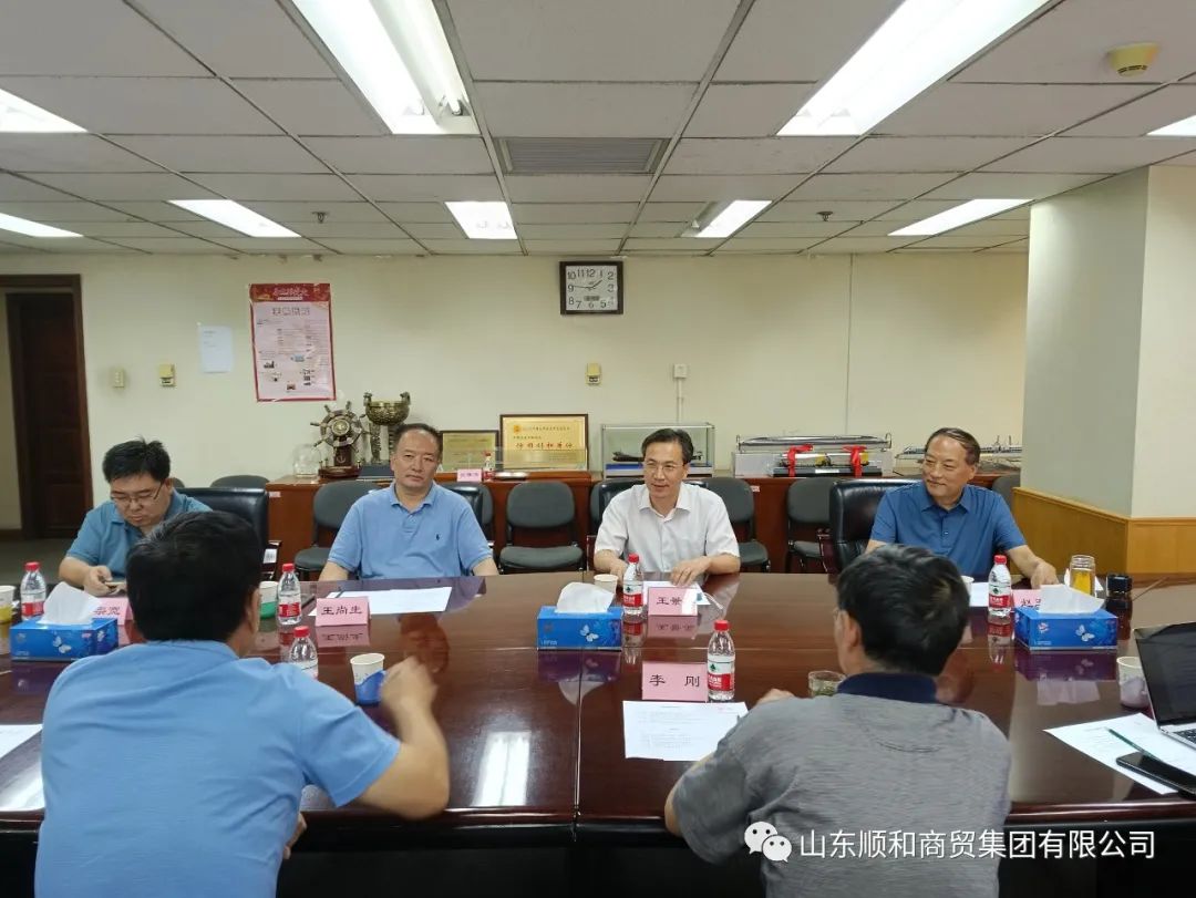 集團(tuán)黨委書記趙玉璽陪同臨沂商城黨工委書記、管委會主任王景美一行到訪中國交通運輸協(xié)會