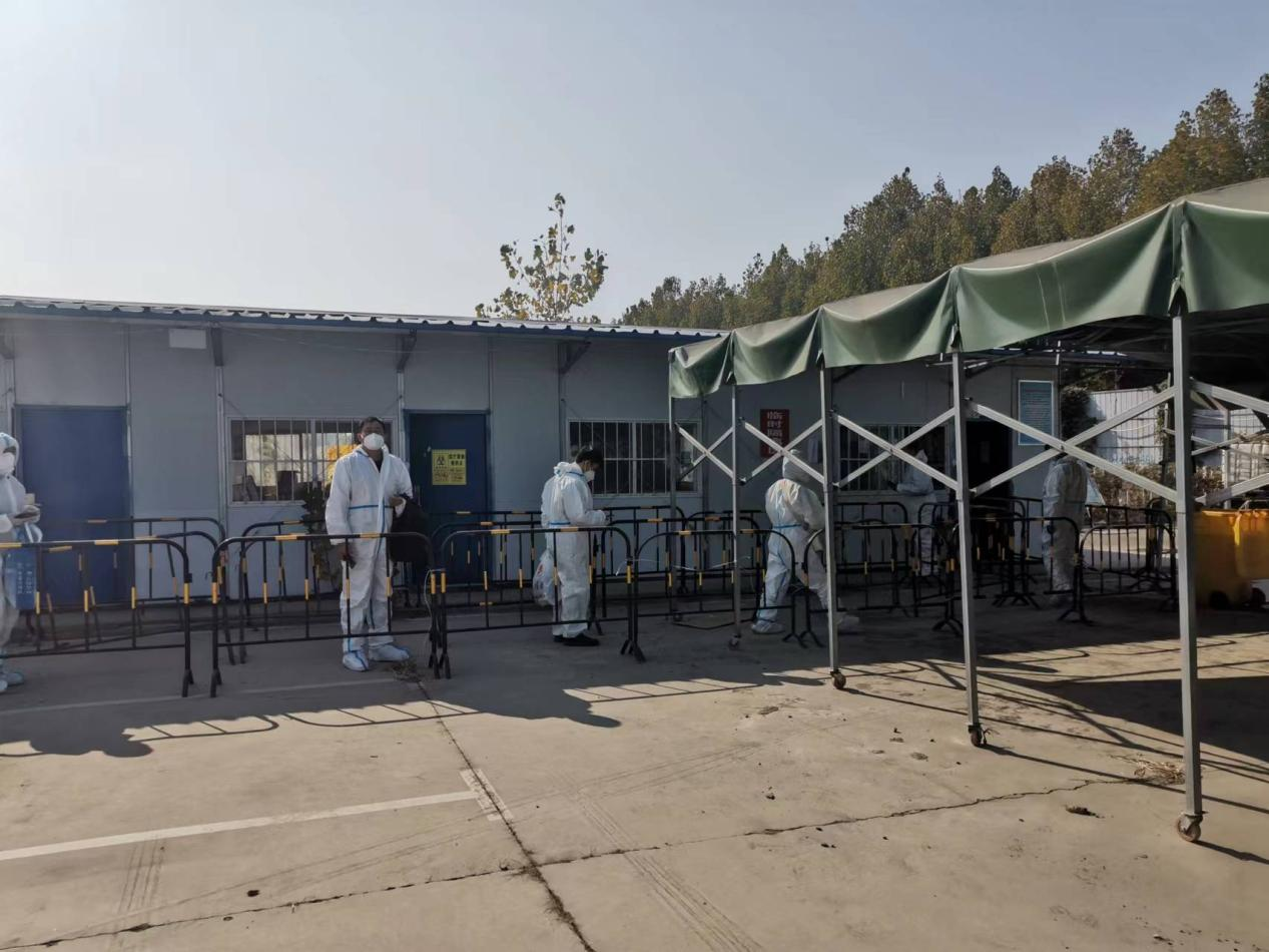 抗疫“上甘嶺”--蘭山區(qū)中高風(fēng)險(xiǎn)車(chē)輛接駁點(diǎn)小記