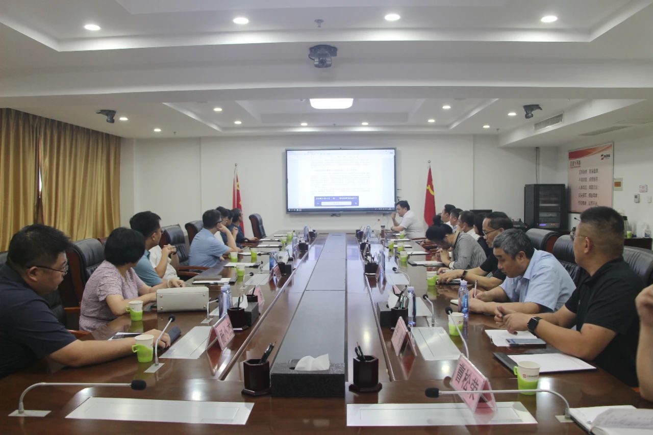 臨沂市大數(shù)據(jù)局局長劉楠一行蒞臨順和集團(tuán)考察交流