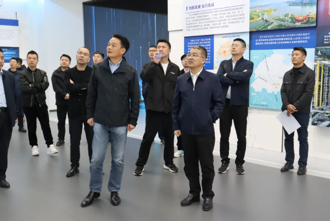 臺(tái)州市路橋區(qū)政府副區(qū)長(zhǎng)馬青田一行蒞臨順和國(guó)際智慧物流園參觀調(diào)研
