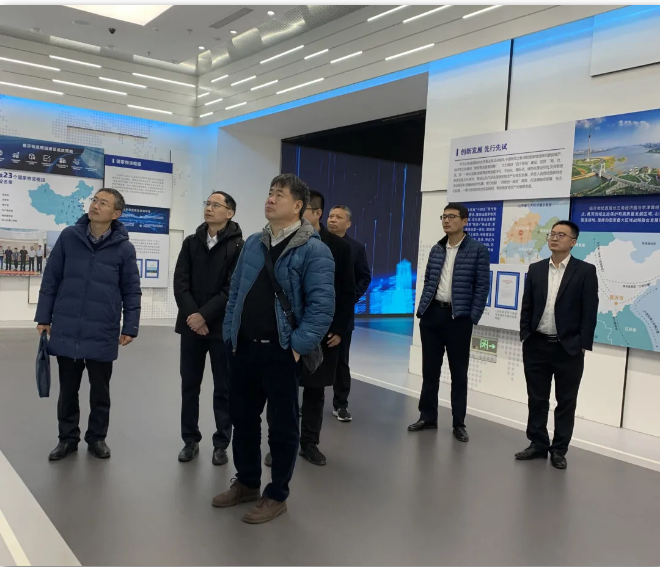 市場(chǎng)監(jiān)管總局發(fā)展研究中心調(diào)研組蒞臨順和國(guó)際智慧物流園